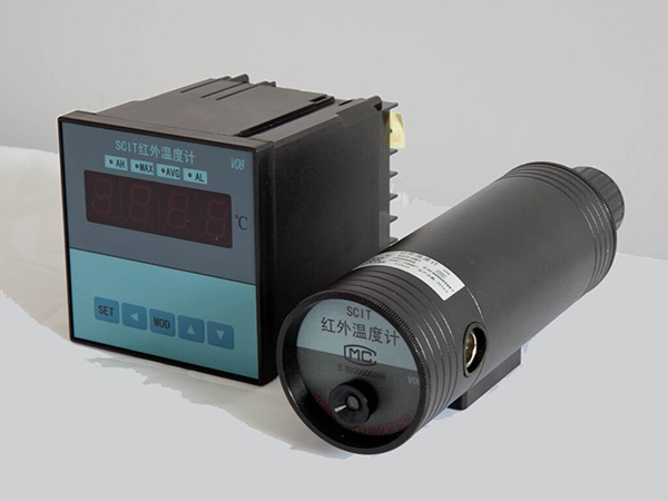 SCIT-2M1 SCIT-2M2红外测温仪